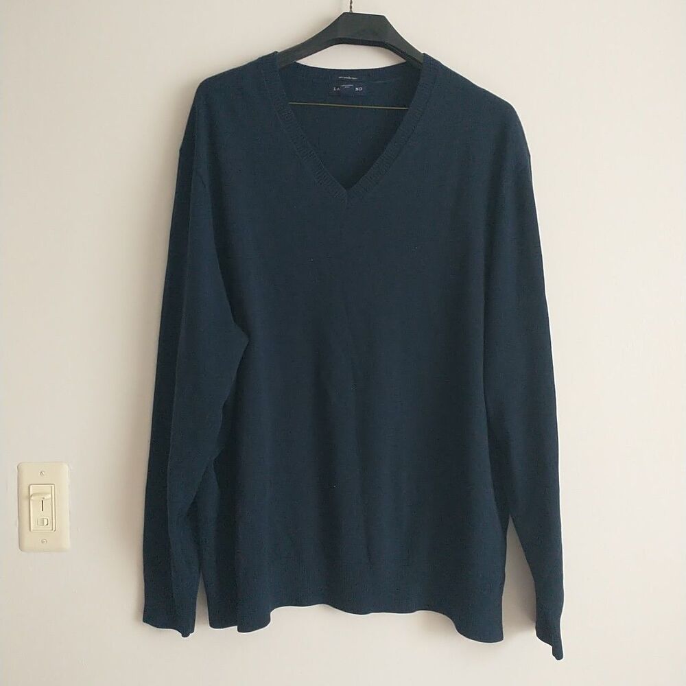 Lands End Sweater Mens 2XL Navy Blue Merino Wool Quiet Luxury V-Neck Preppy